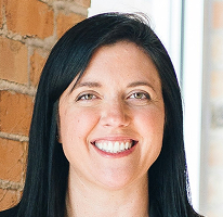 Sophie Hartwell, vedoucí zákaznické péče, portrét, support team